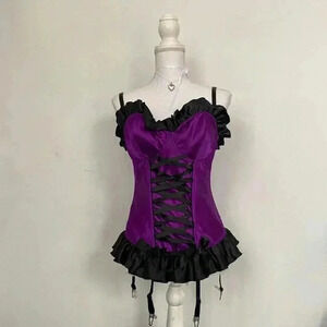 Black & purple lace up corset.